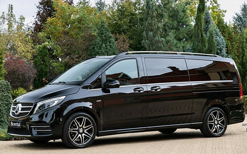 Monovolume Mercedes-Benz Classe V, vista frontale